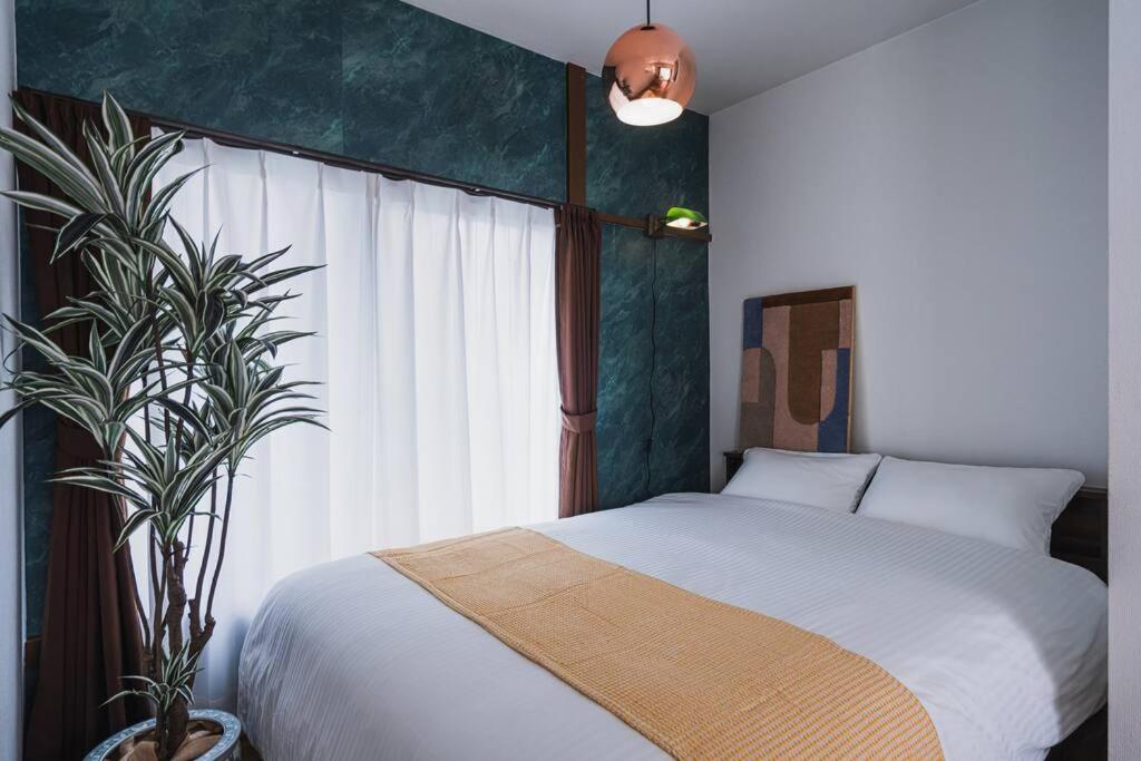 House YOYOGI Park, Shibuya Area, 4 Minutes to Yoyogi Park, 4-Bedroom, Sleeps 8