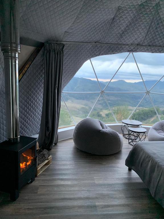 Příroda nedaleko luxury tent