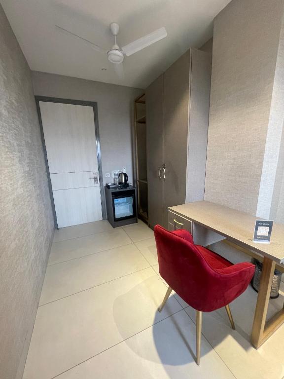 TV a/nebo společenská místnost v ubytování YStay Hotel