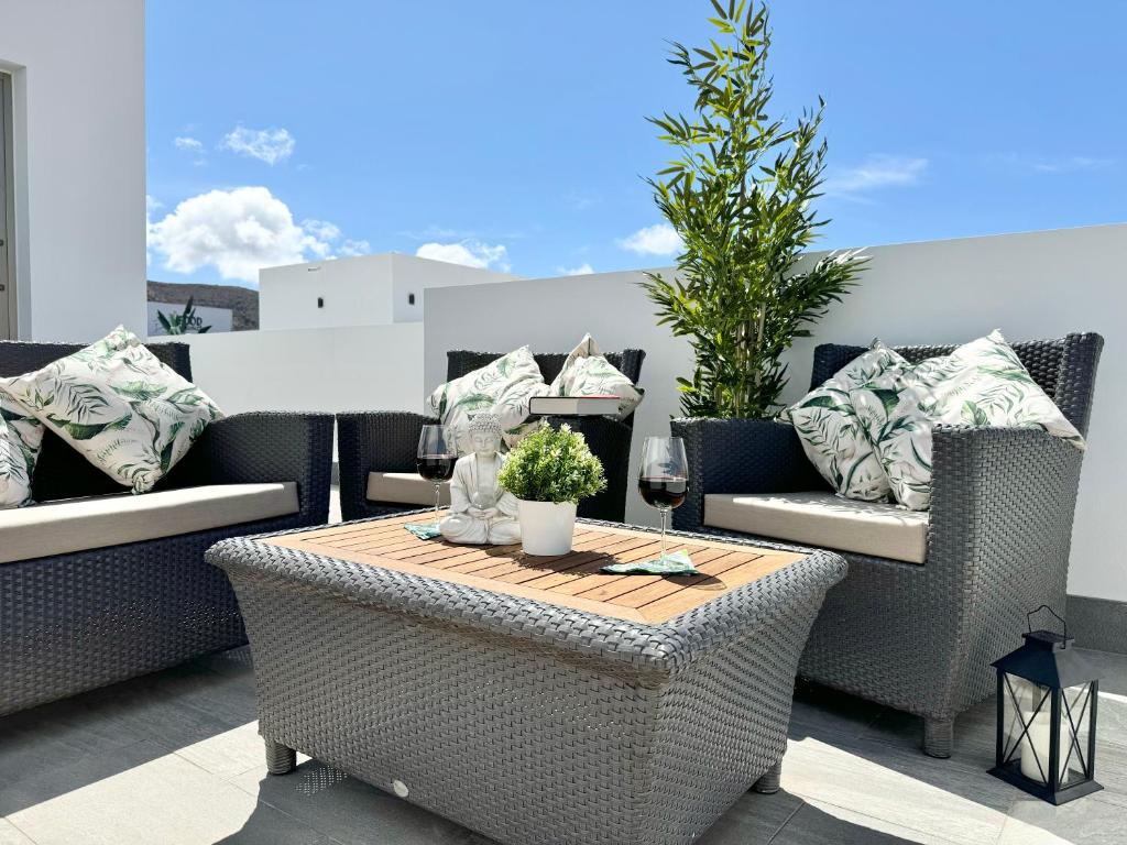 Posezení v ubytování Welcome to Villa Bali a luxurious modern getaway