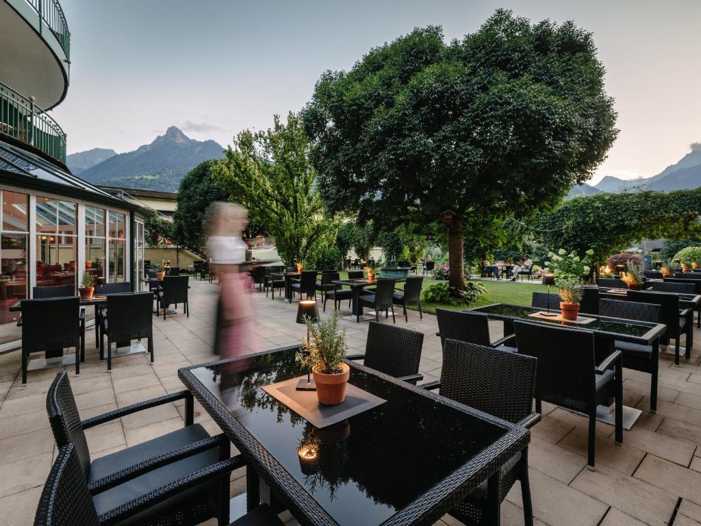 Ein allgemeiner Bergblick oder ein Berglick von des Hotels aus