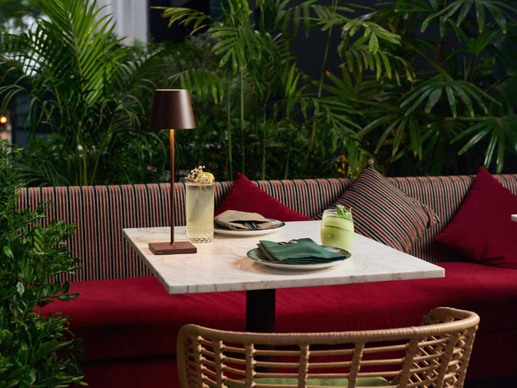 Area soggiorno di Manto Hotel Lima - MGallery Collection