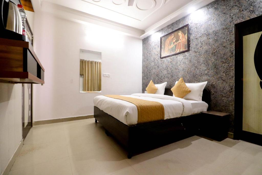 Hotel Stay Villa Delhi Airport - Deluxe Double Room