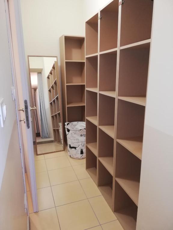 Nel centro di Torino un'oasi verde - Appartamento Standard Con Due Camere Da Letto