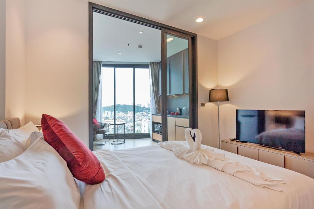 Edge Central Pattaya Sea view High Floor 23,26 - Resim 16