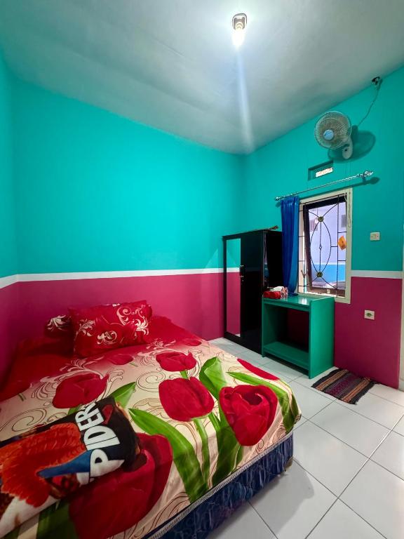 TV a/nebo společenská místnost v ubytování Homestay Lidiya