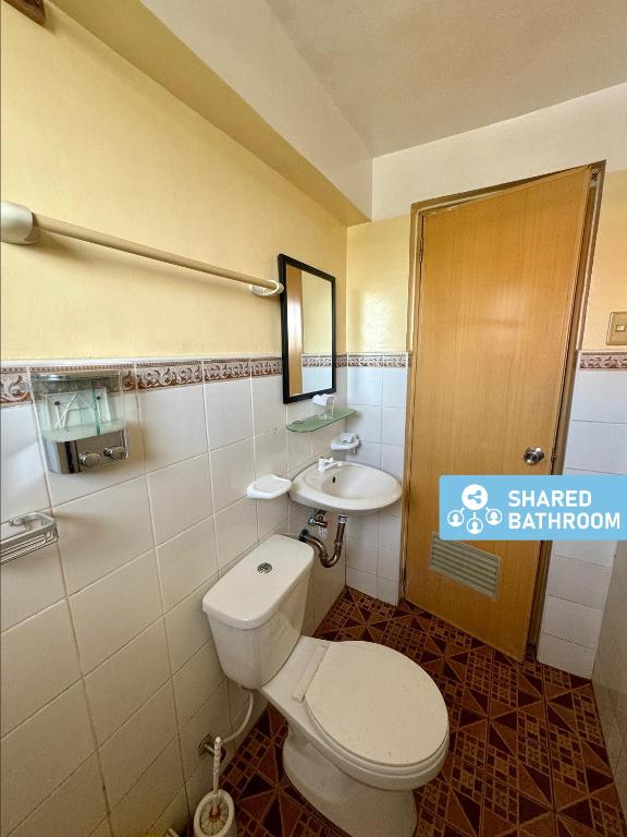 Ocean Breeze Inn photo