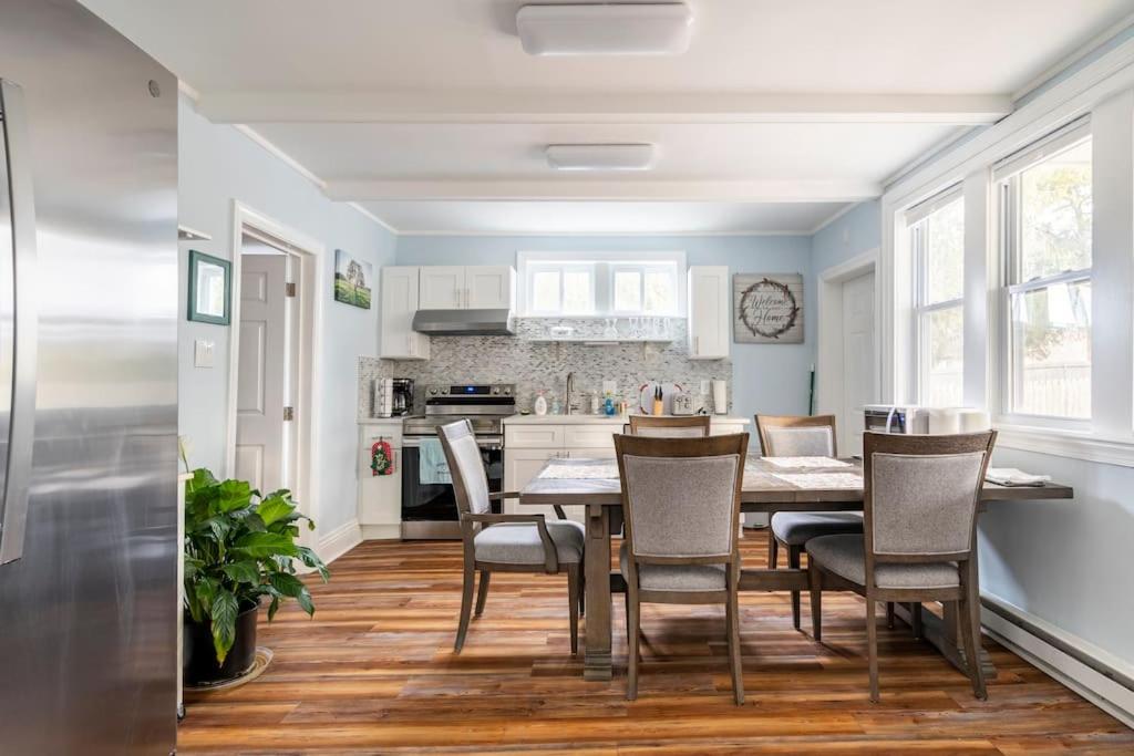 Φωτογραφία από το άλμπουμ του Cozy Condo in Media with Free Parking σε Chester Heights
