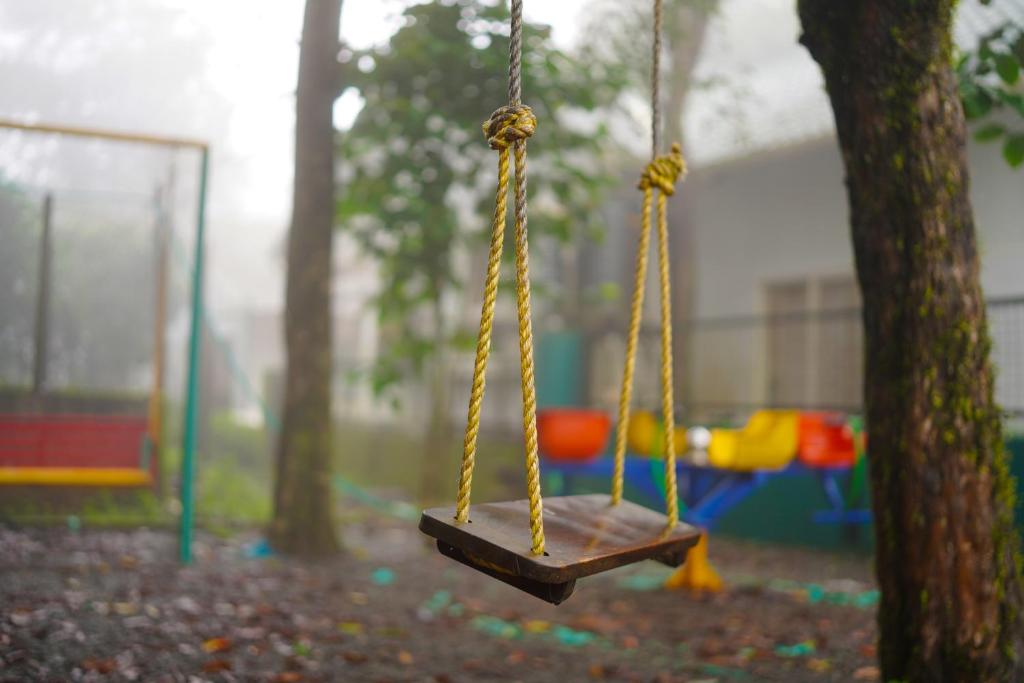 Herní místnost nebo prostor pro děti v ubytování Lakkidi Mist Resort