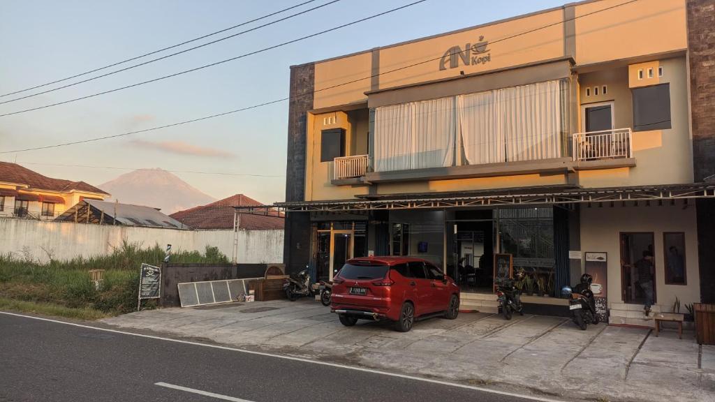 Budova, kde se kapslový hotel nachází