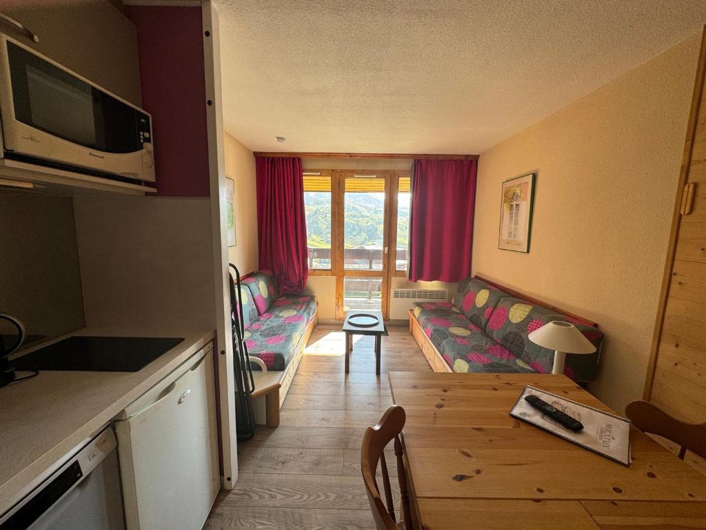 Studio fonctionnel au pied des pistes avec balcon