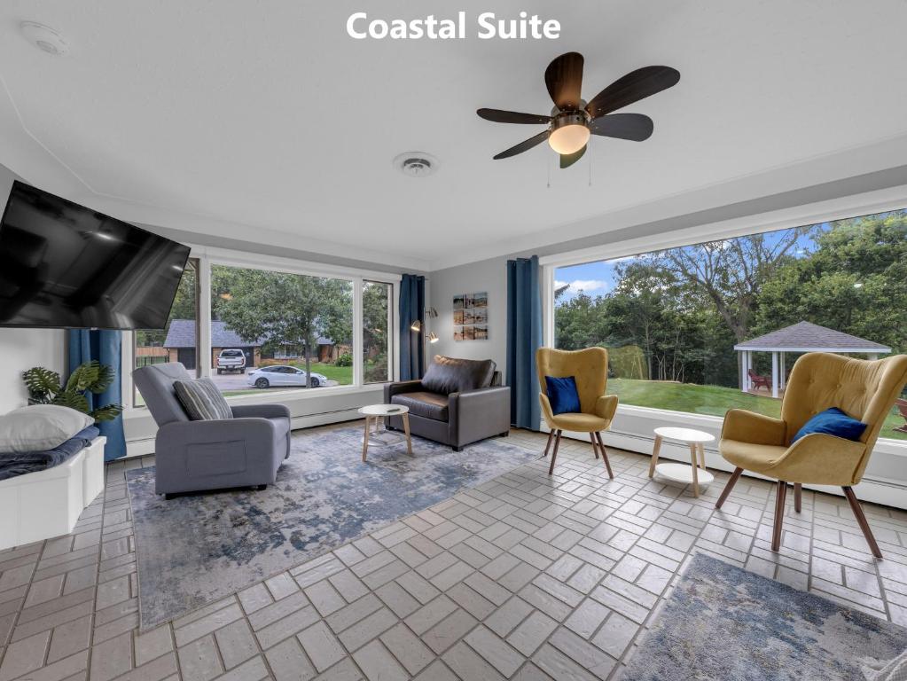 Posezení v ubytování Coastal Suite #1 Cozy Suite #2 - Seacliff Beach Suites