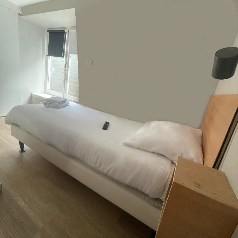 
Single Room with Private Bathroom
