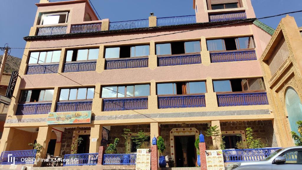 Budova, kde se hotel nachází