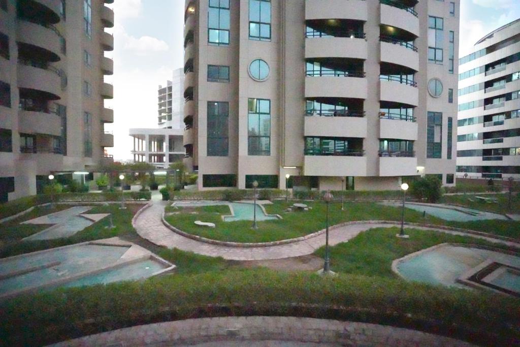 Zahrada ubytování Nomad Partition Room in Barsha Heights 3 mins to ICM Metro