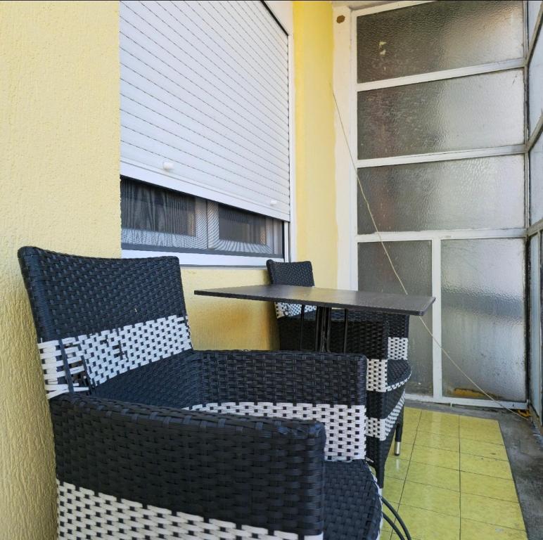 Apartment Center 23 - 11