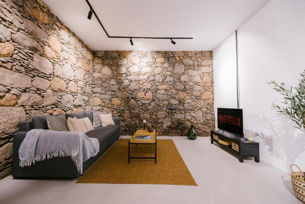 Casa Mesa - One-Bedroom Apartment
