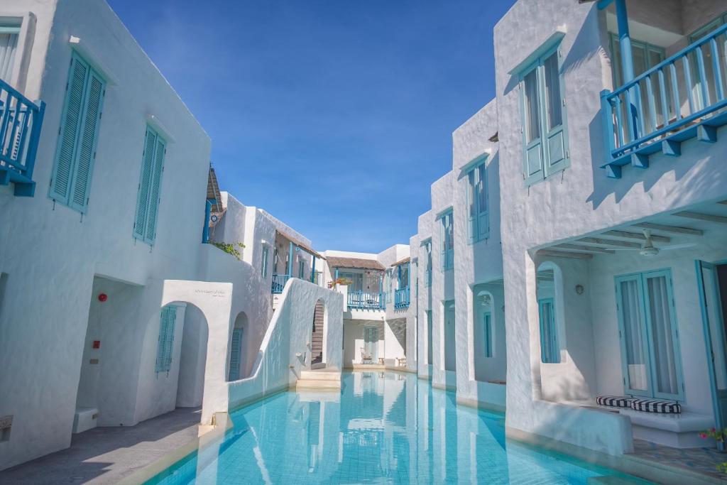 Bazén v ubytování Resort de Paskani nebo v jeho okolí