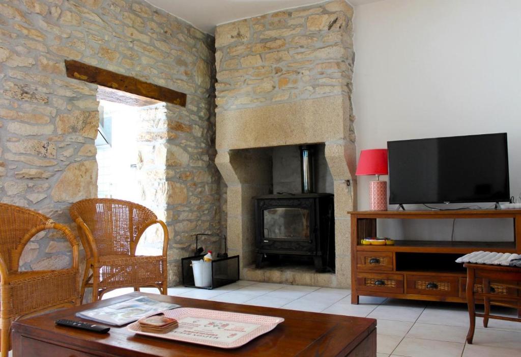 TV/trung tâm giải trí tại 14 maison 6 pers Les Gîtes Bigoudens