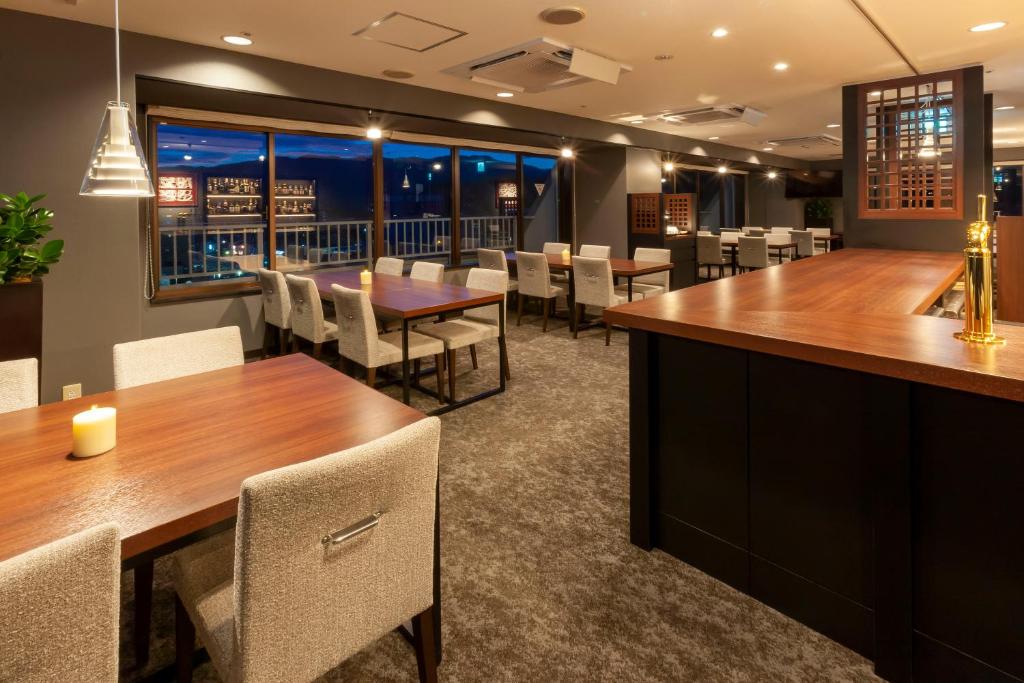 Restaurace v ubytování Onomichi Kokusai Hotel
