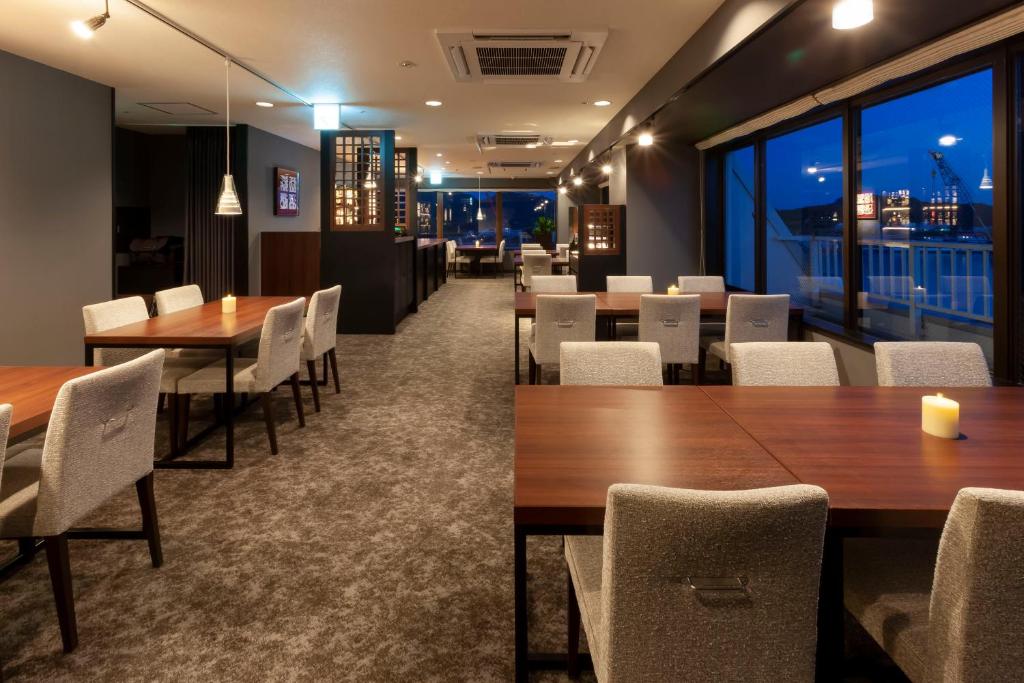 Posezení v ubytování Onomichi Kokusai Hotel