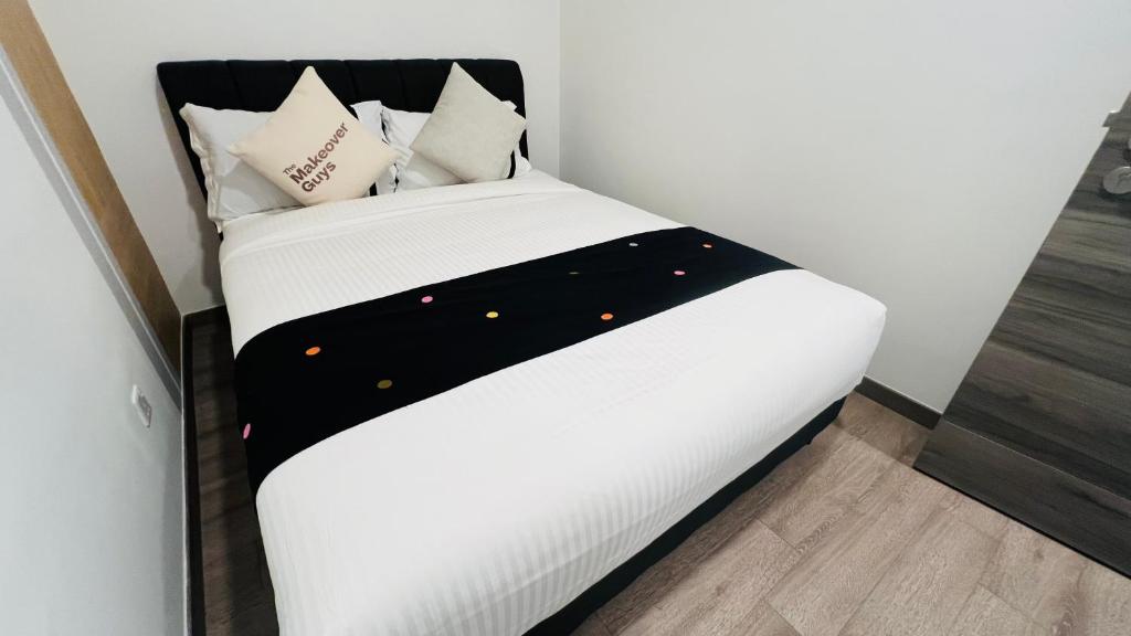 Postel nebo postele na pokoji v ubytování Agile TRX Luxury suite Bukit bintang