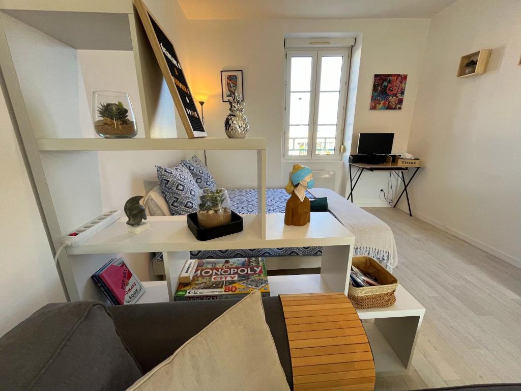 Posezení v ubytování Beau Studio avec vue sur Mer et parking gratuit