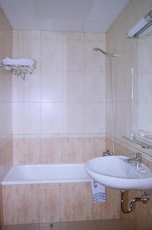 Koupelna v ubytování Hostal Fondevila