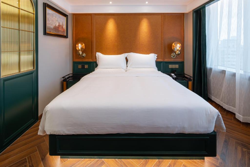 ELITE Hotel Taikoo Hui Plaza Gangding Metro Station Branch - Free Shuttle Bus to Canton Fair Complex During Canton Fair Period - Salle De Reine Ruiyi