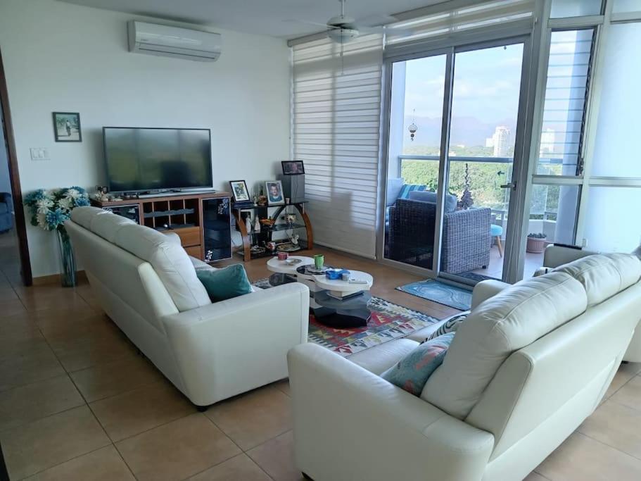 Posezení v ubytování Apt in Coronado Golf & Ocean view