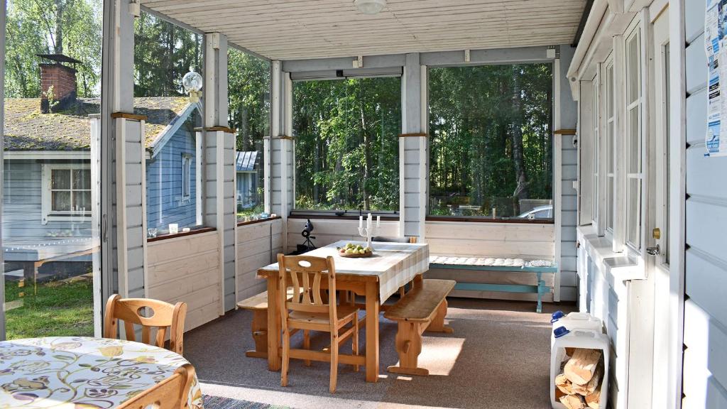 Balkón nebo terasa v ubytování Villa North Karelia by offerhut 25
