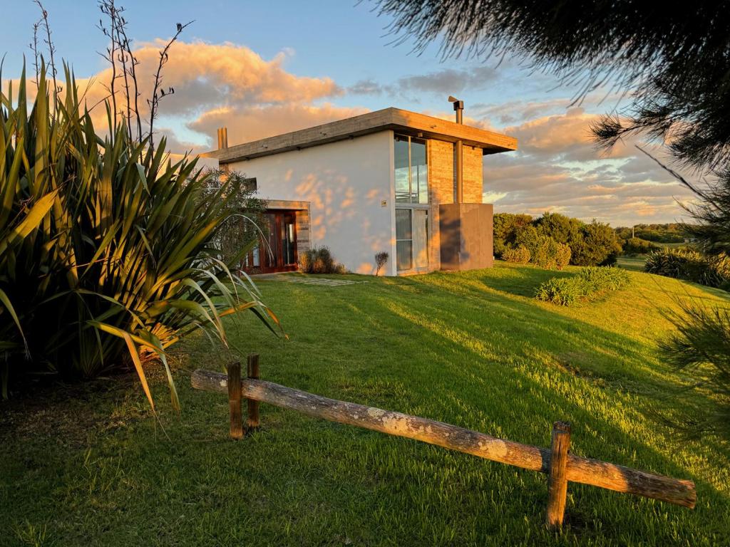 Zahrada ubytování Casa La Hechicera- La Pedrera, entre la Playa y Naturaleza exclusiva