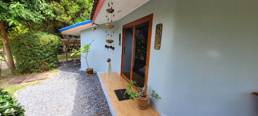 Zahrada ubytování Samui Blue Bird