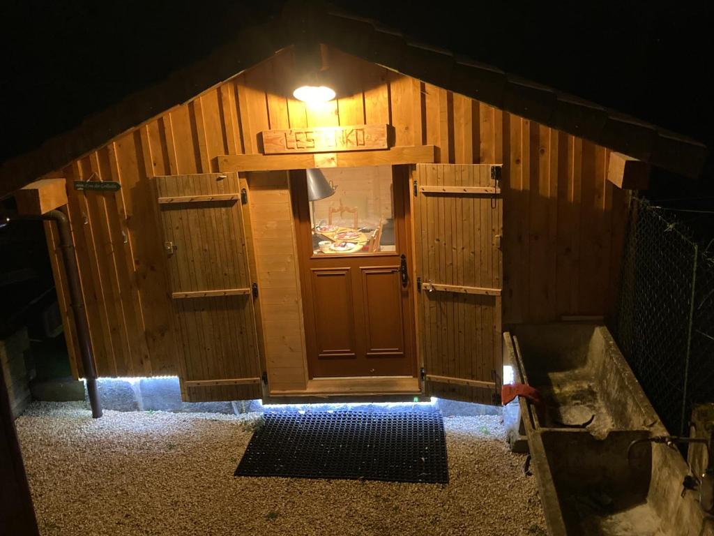 Fotografie z fotogalerie ubytování l'Echo des Glieres vue montagne centre village sauna & grill v destinaci Glières-Val-de-Borne