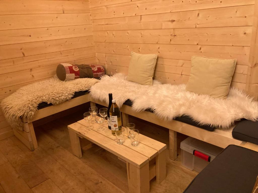 Fotografie z fotogalerie ubytování l'Echo des Glieres vue montagne centre village sauna & grill v destinaci Glières-Val-de-Borne