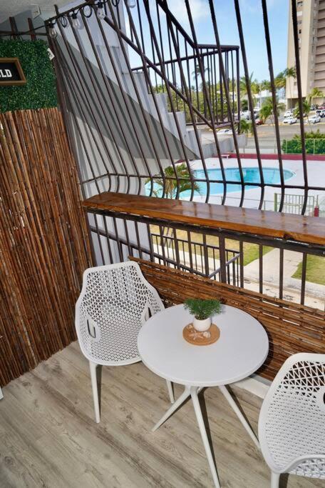 A piscina em ou perto de Relaxing Studio Near El Yunque With Pool View
