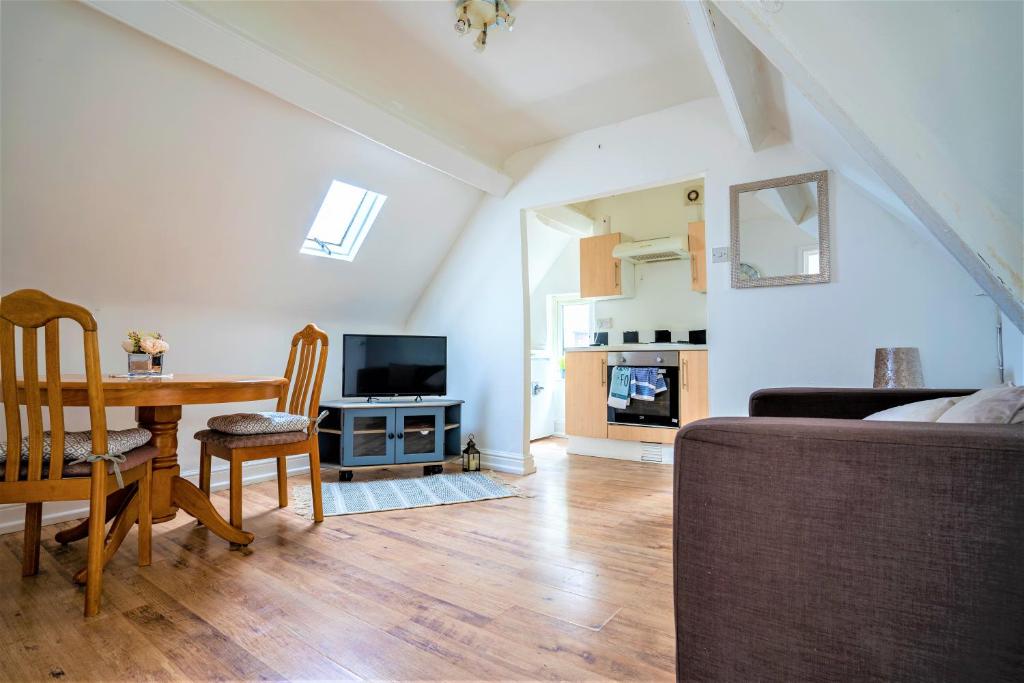 Η κουζίνα ή μικρή κουζίνα στο Travellers Stays In The Heart Of Orrell Park