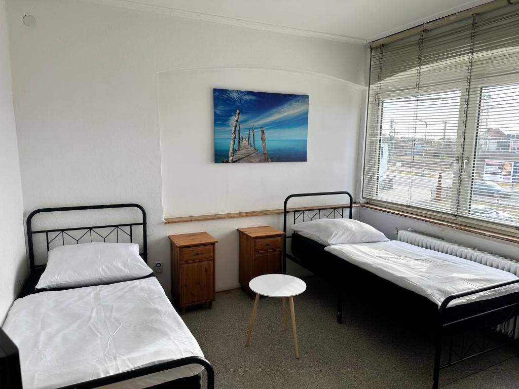 NEUMARKT MONTEURZiMMER - Triple Room