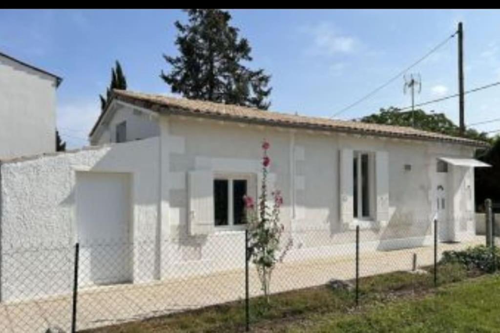 Photo de la galerie de l'établissement Jolie maison individuelle, à Saintes