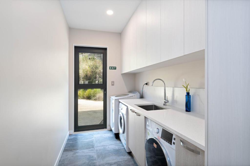 Alpaca Manor Auckland - Resim 41