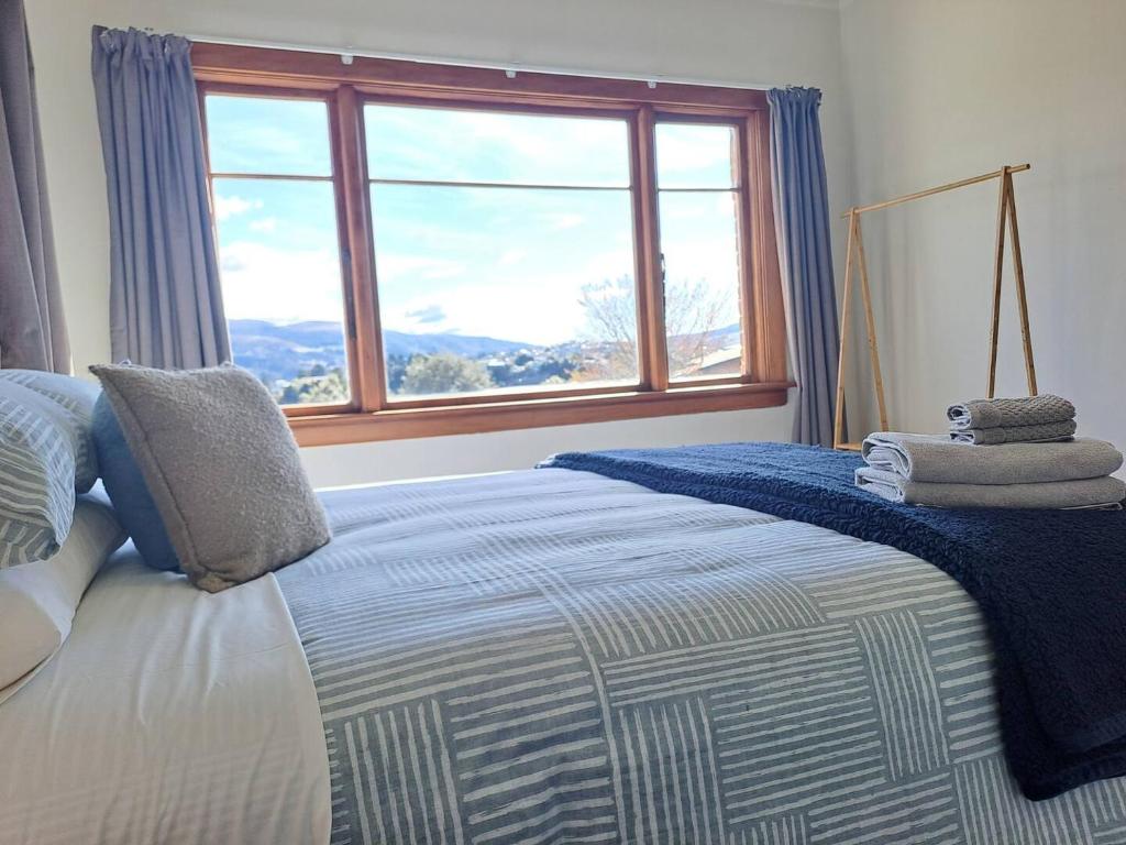 Spacious, Affordable, Peaceful Family Home - Resim 5