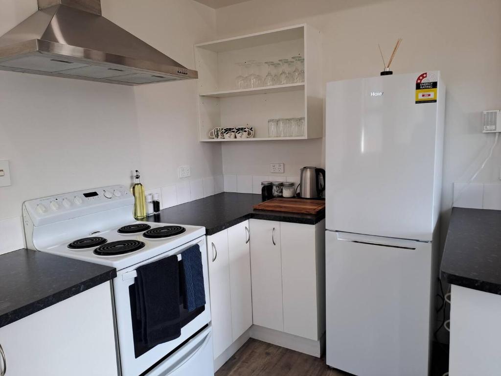 Spacious, Affordable, Peaceful Family Home - Resim 7