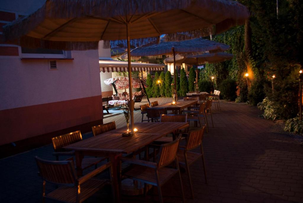 Restaurace v ubytování Hotel Nad Rzeczką