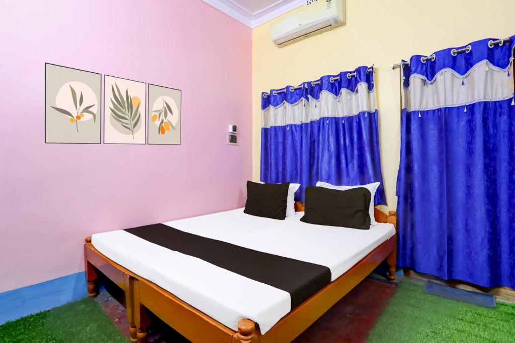 Postel nebo postele na pokoji v ubytování Super Hotel O A.R. Lodge