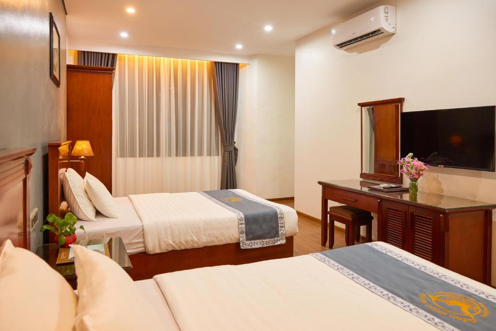 Gieng Ngoc Sea moutain View Cat Ba - 17