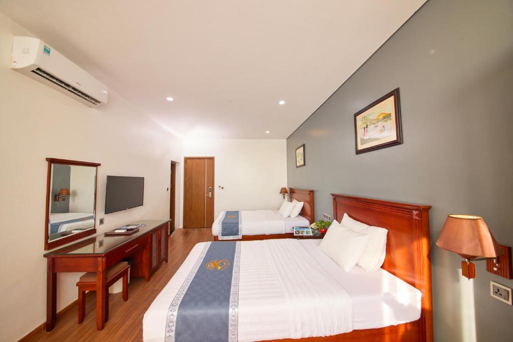 Gieng Ngoc Sea moutain View Cat Ba - 18