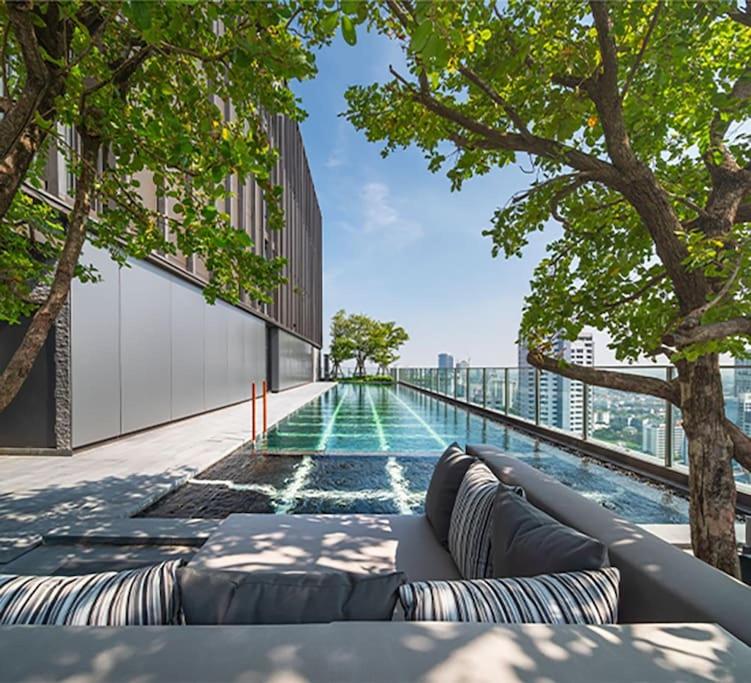 E6 Apartments in Austin: Living Near East 6th Street Explained - Modern Apartment Features