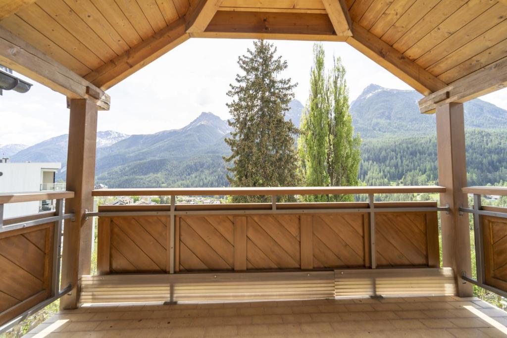 Nespecifikovaný výhled na hory nebo výhled na hory při pohledu z apartmánu
