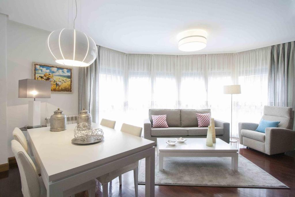 The Rentals Collection Boutique