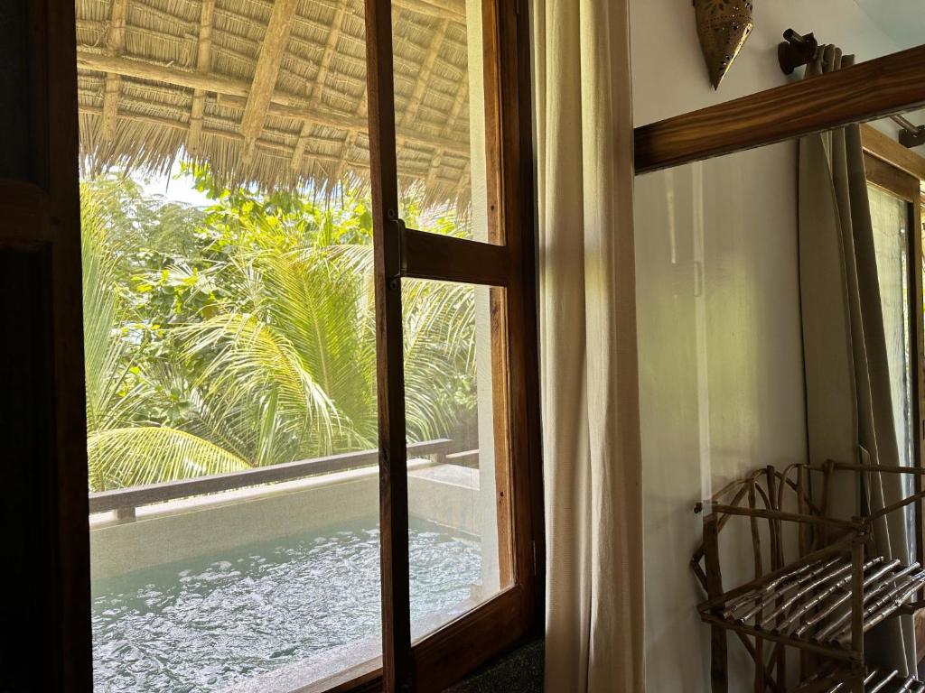 Der Swimmingpool an oder in der Nähe von Maisha Nungwi - Boutique Hotel